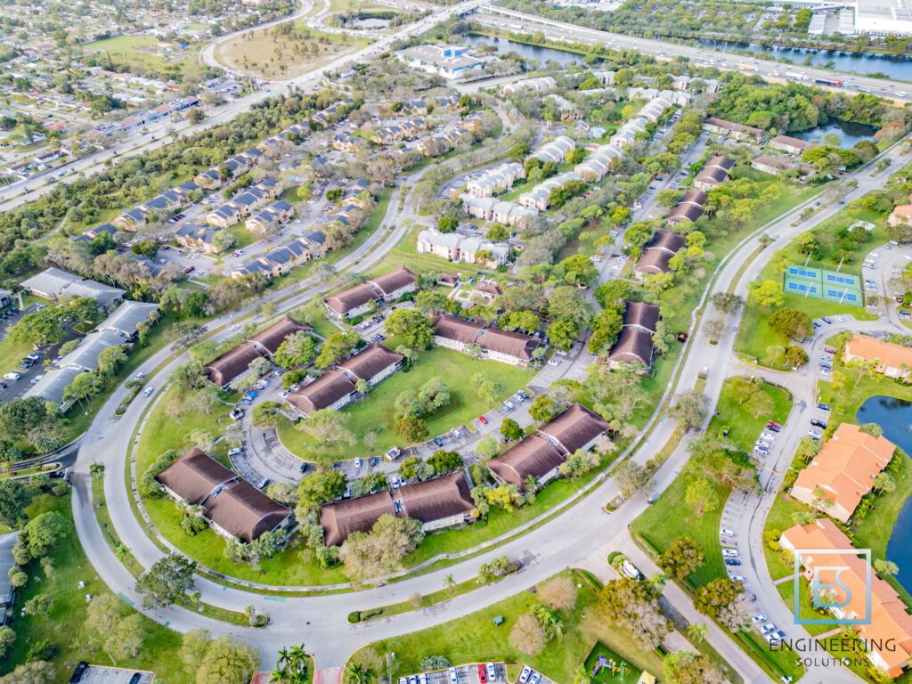 A bird 's eye view of a residential area.